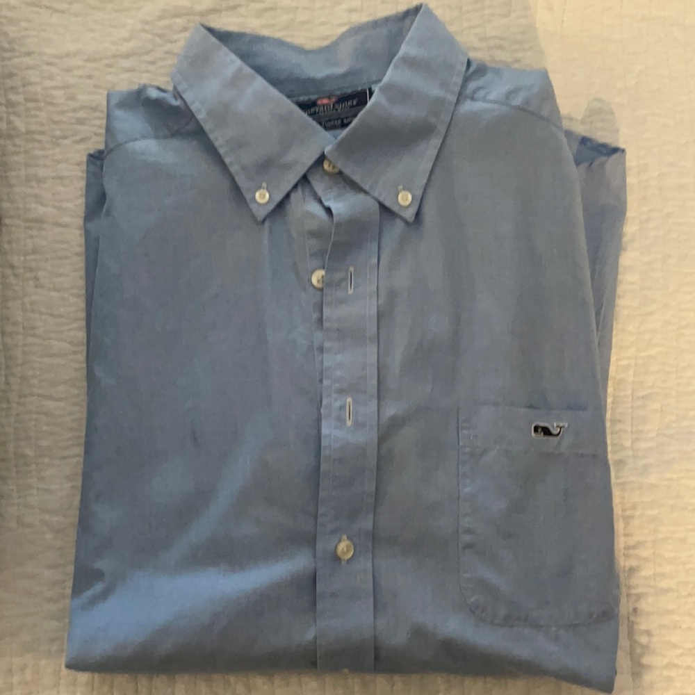 Vineyard vines button down size XL